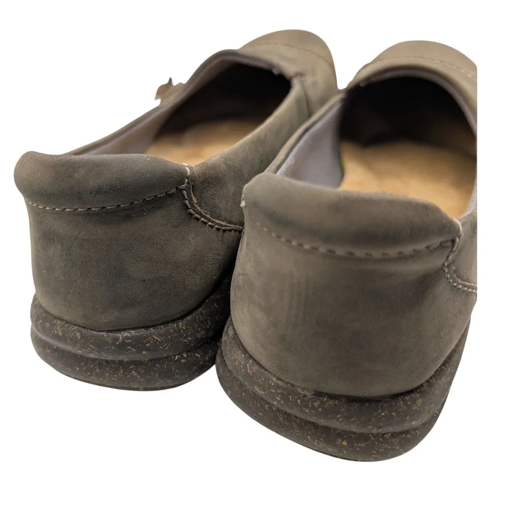 Clarks‎ Collection Women's Carleigh Lulin Olive Leather Slip On Loafers Size 6.5